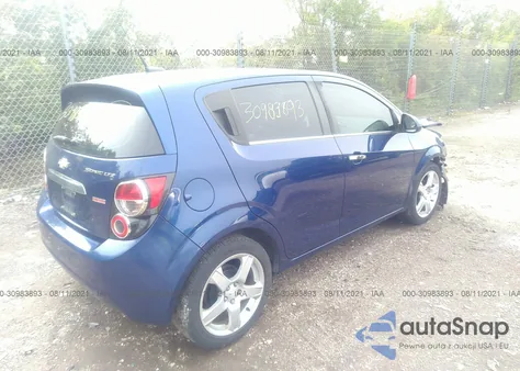 2013 Chevrolet Sonic Ltz Manual z USA, uszkodzony, nr VIN 1G1JF6SB6D4196554